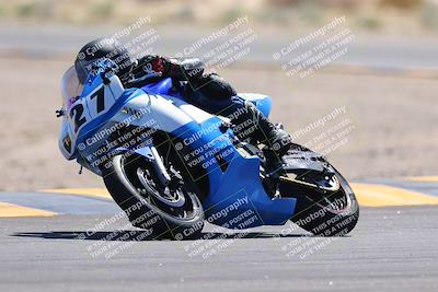 media/Sep-25-2023-Moto Forza (Mon) [[81ffa65e0a]]/B-C Group/Session 3 (Turn 16)/